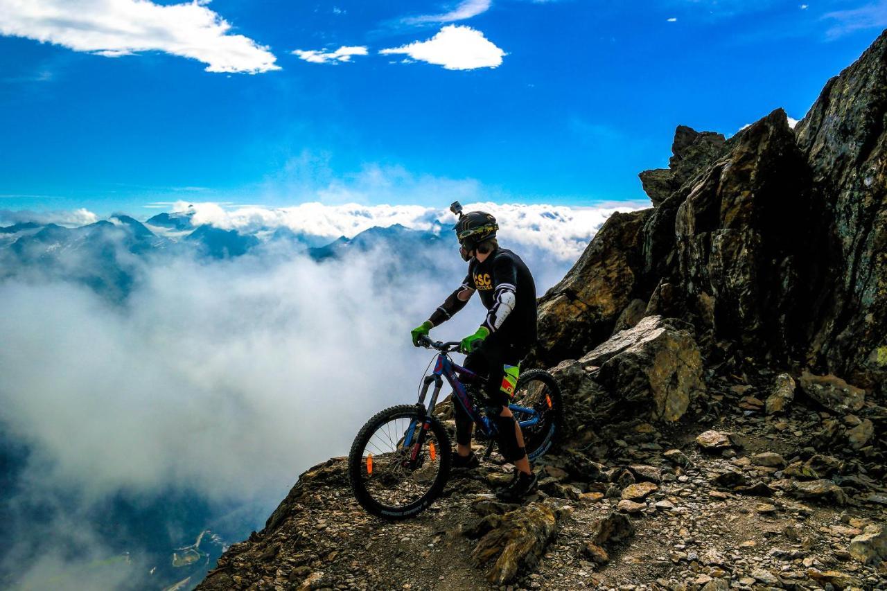 Hotel Grauer Baer Sölden Kültér fotó