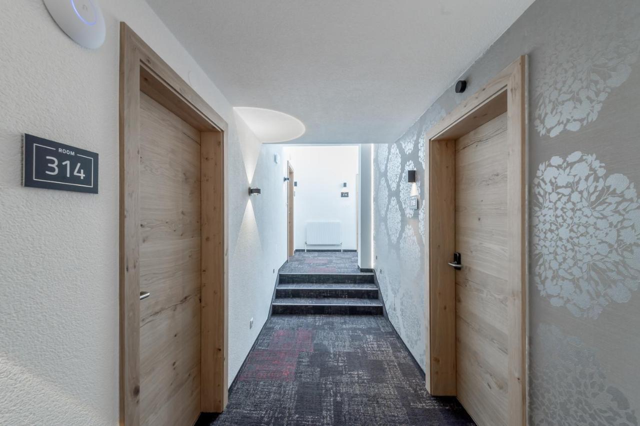 Hotel Grauer Baer Sölden Kültér fotó